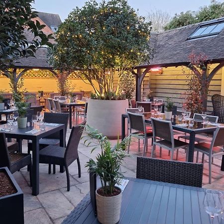 The Lion Hotel Brewood Dış mekan fotoğraf