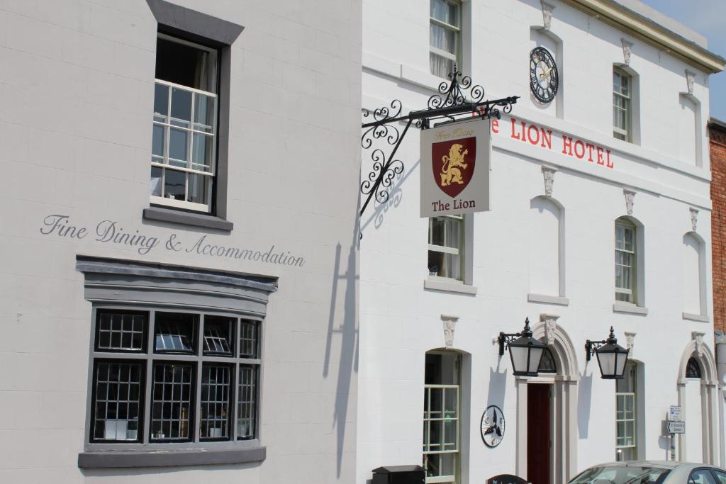 The Lion Hotel Brewood Dış mekan fotoğraf